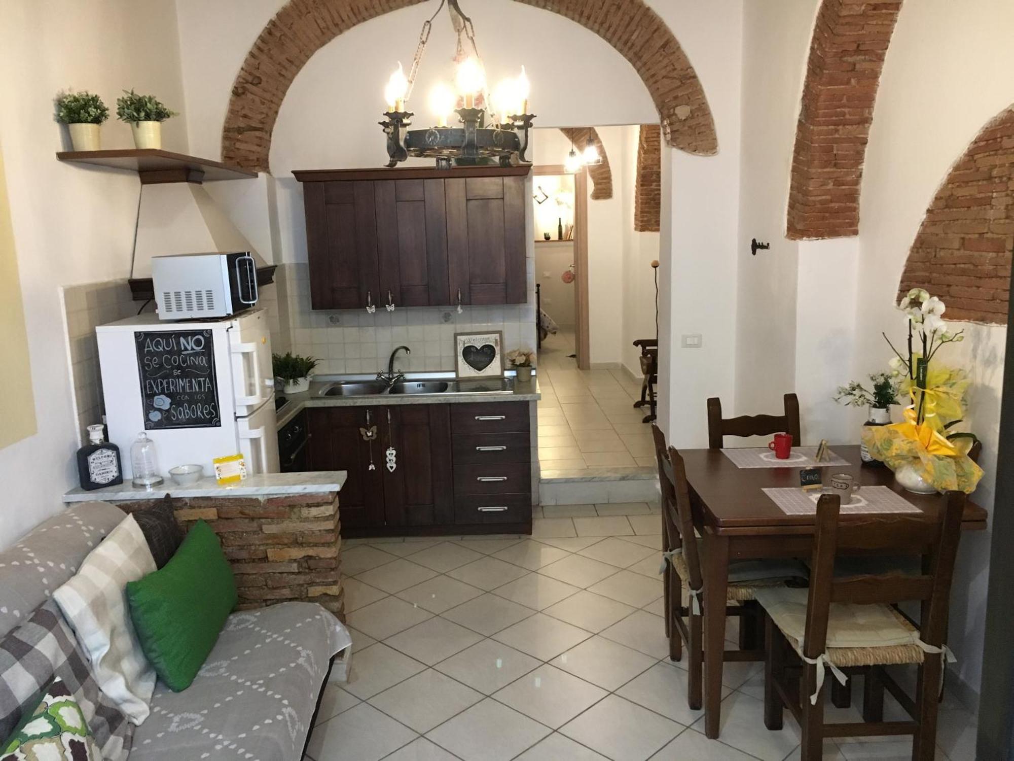 New Maria'S House Livorno. Il Cisternone Apartman Kültér fotó